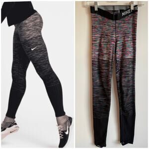 Nike Pro Women's HyperWarm Fleece-Lined Stirrup Leggings Size Small